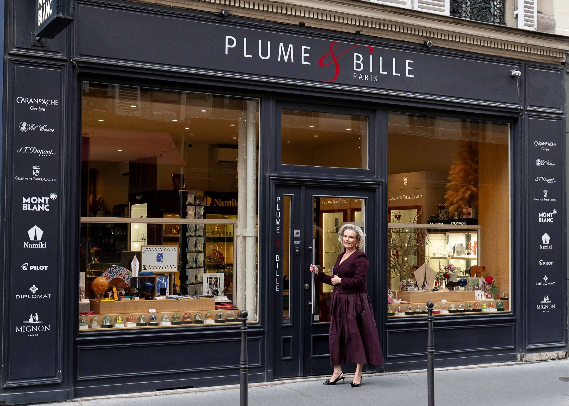 La devanture de Plume et Bille, rue de l’Arcade à Paris